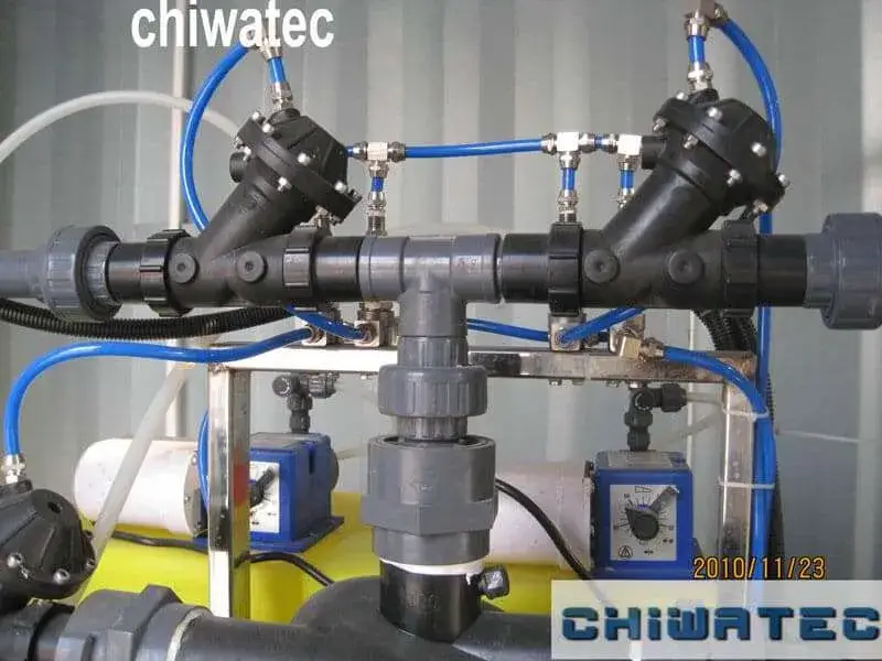 Equipamento de filtragem de água subterrânea em contêiner 50TPD para água potável Containerized-ground-water-filtration-equipment-50TPD-for-drinking-water